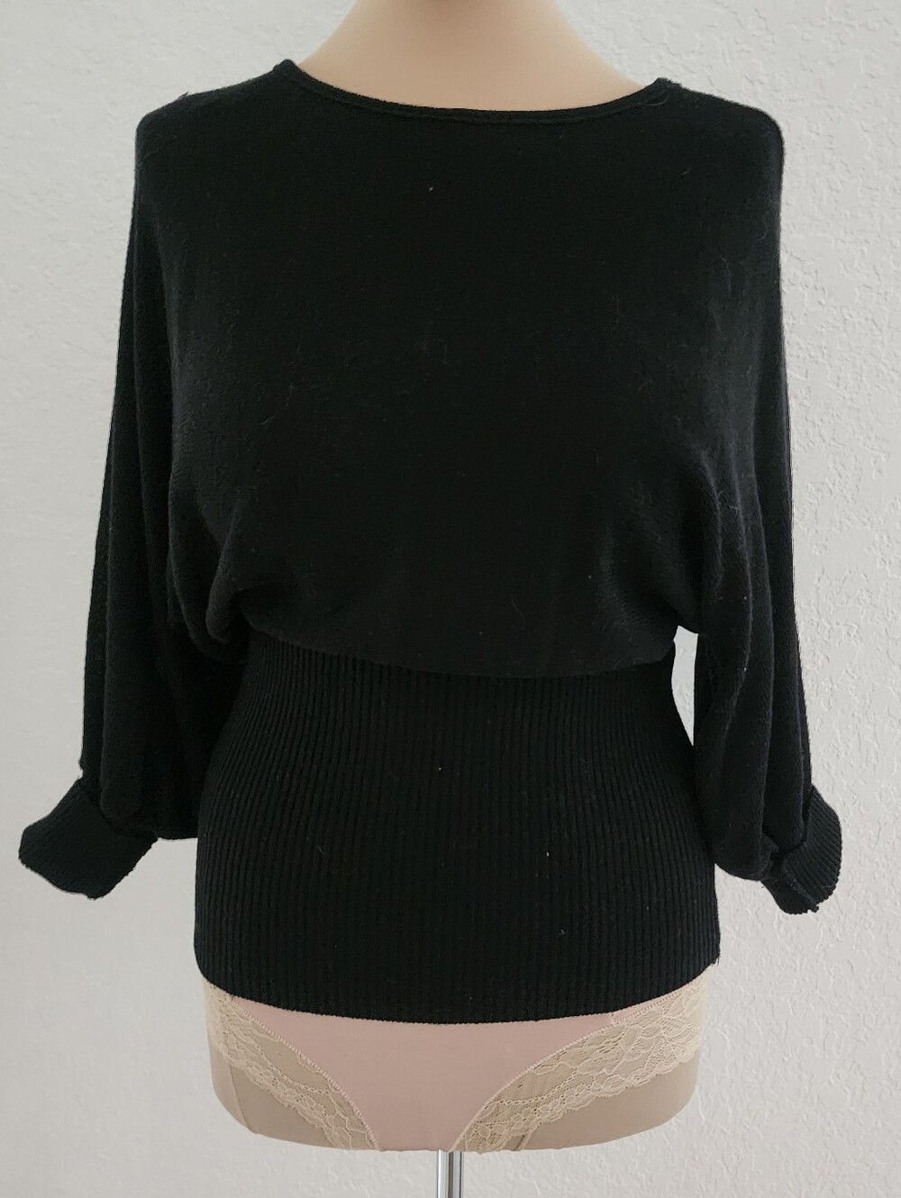 CENIT | Women's Black Boatneck Rib Waist Sweater